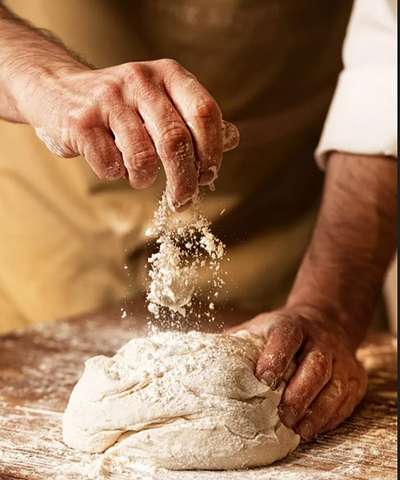 O pão que . . .amassou