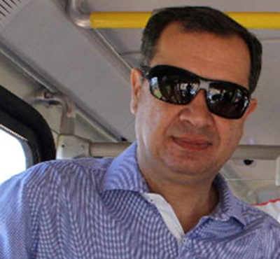 Saiu de cima do muro