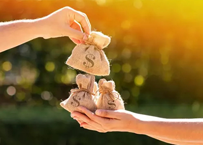 A política está cada vez mais suja.