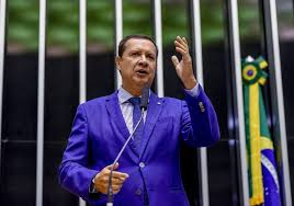 Parabéns Deputado Federal Hildo do Candango Por Está Atitude.